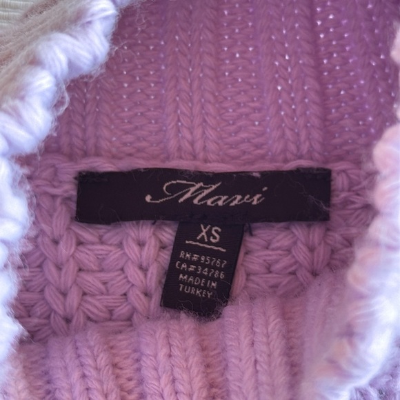 Mavi | Knit Lavender Cropped  Sweater - Picture 6 of 10